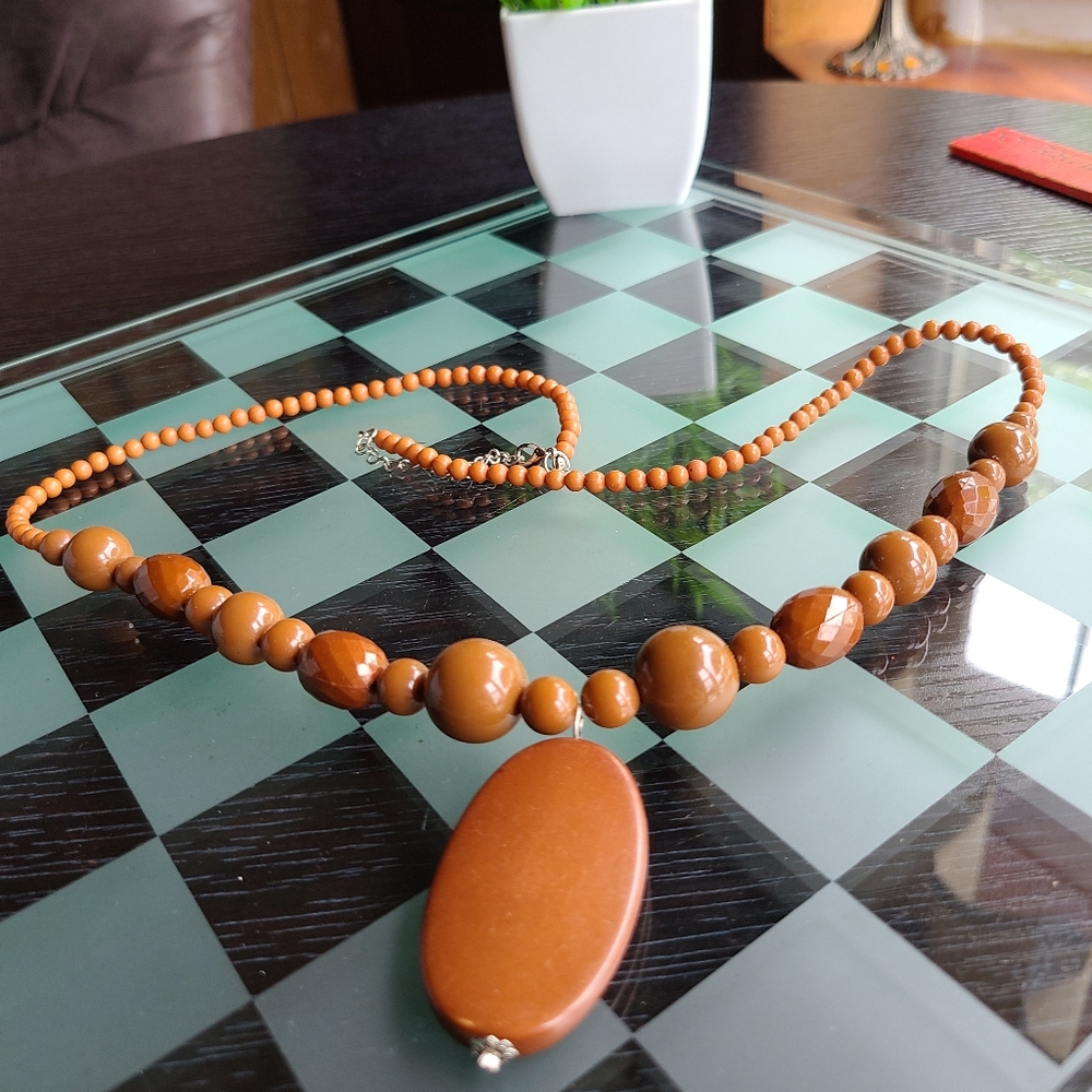 Ladies necklace for sale
